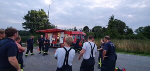 Mehr über den Artikel erfahren Dienstabend mit dem ELW2 (IuK-Gruppe) und der Drohne der Kreisfeuerwehr Osnabrück