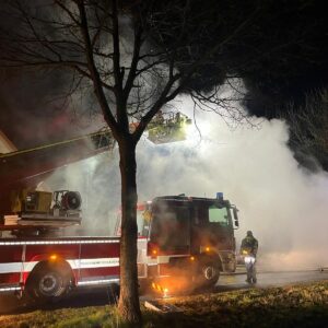 Mehr über den Artikel erfahren Feuer Gewerbebetrieb Ellerbeck